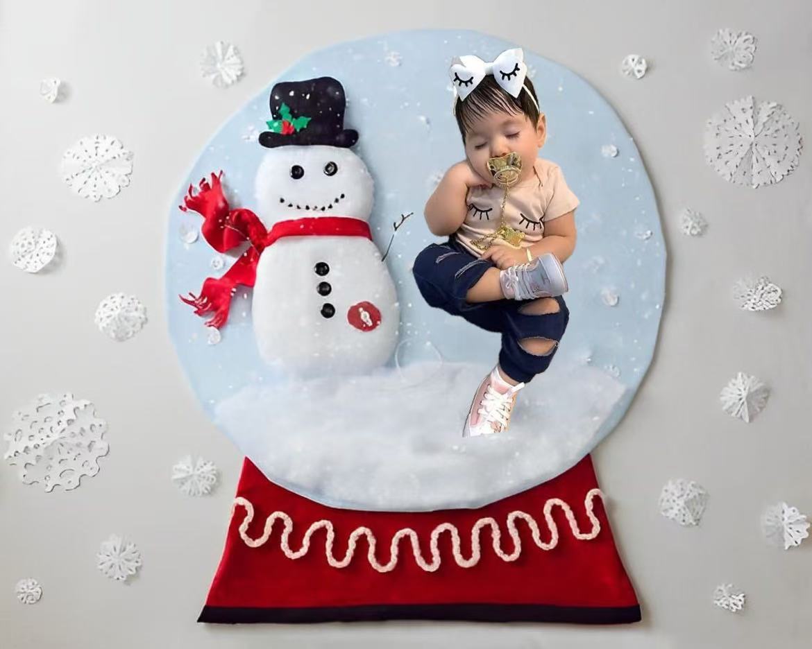 Baby holiday photo editor example for family sharing